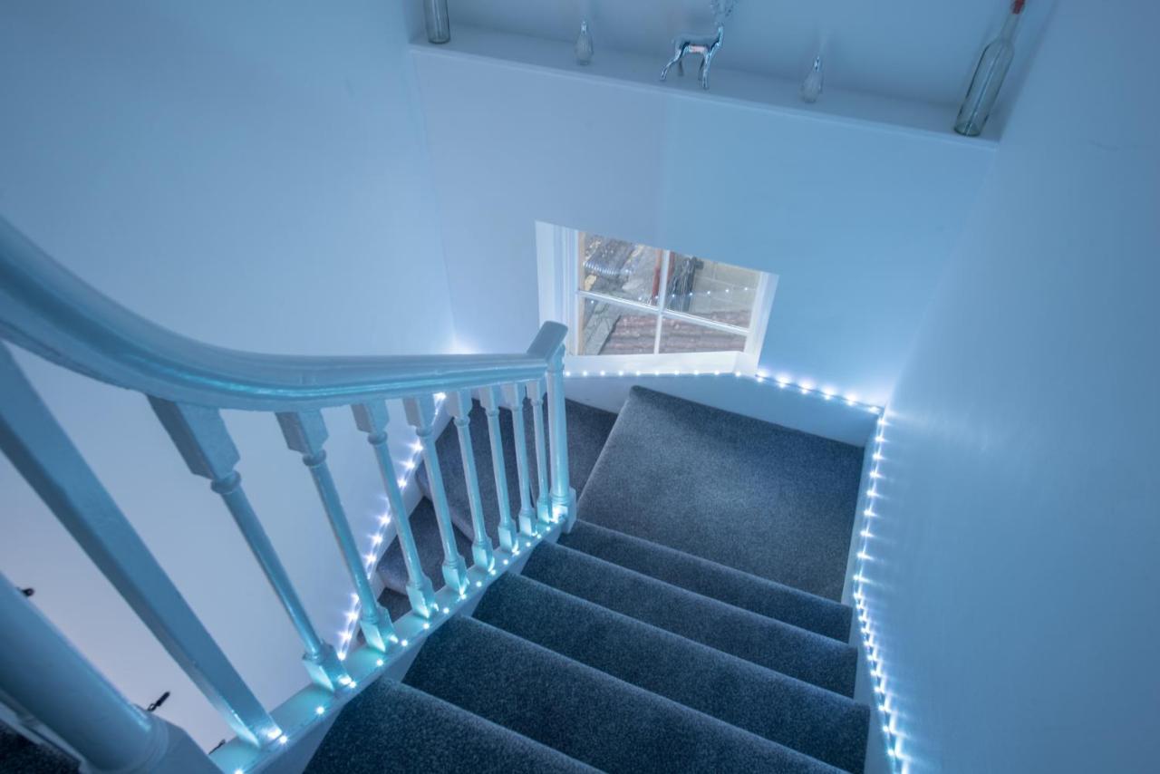 Luxe Maisonette- Parking, 4K Tvs, Leds, Local Snacks And More! Bath Exterior foto