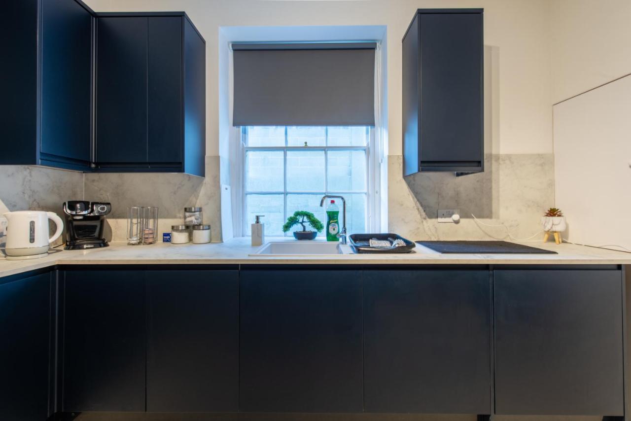 Luxe Maisonette- Parking, 4K Tvs, Leds, Local Snacks And More! Bath Exterior foto